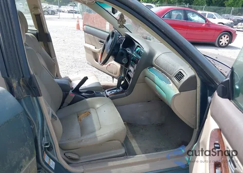 2002 Subaru Outback H6-3.0/H6-3.0 Vdc z USA, uszkodzony, nr VIN 4S3BE896127209841